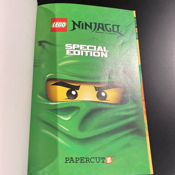 LEGO Ninjago Special Edition #2: Rise of the Serpentine and Tomb of the Fangpyre - Picture 4 of 10